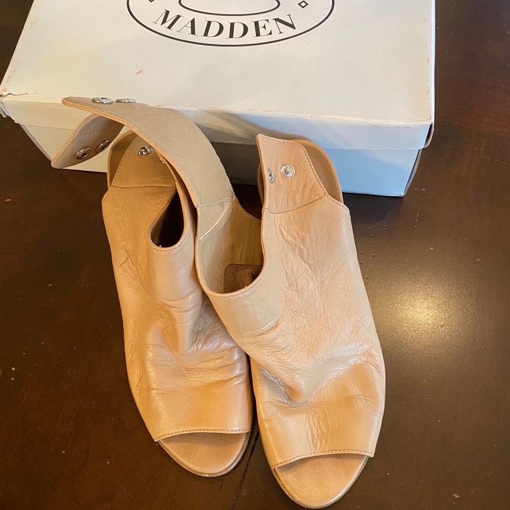 Steve Madden open toe heels